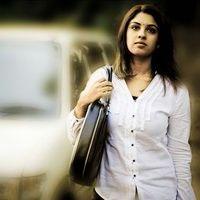 Richa Gangopadhyay - Dhanush's Mayakkam Enna Unseen Pictures | Picture 84530